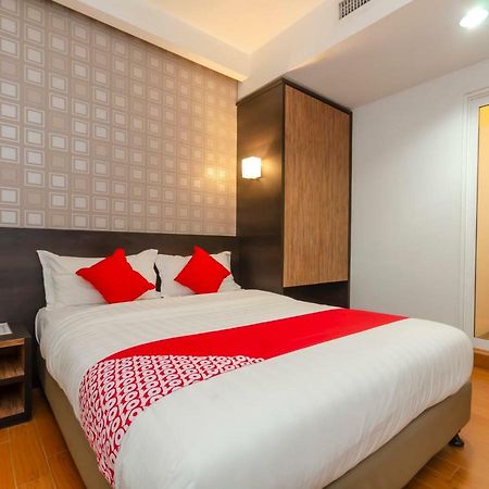 Malacca Oyo 1164 Hotel 906 Kota Laksamana מראה חיצוני תמונה