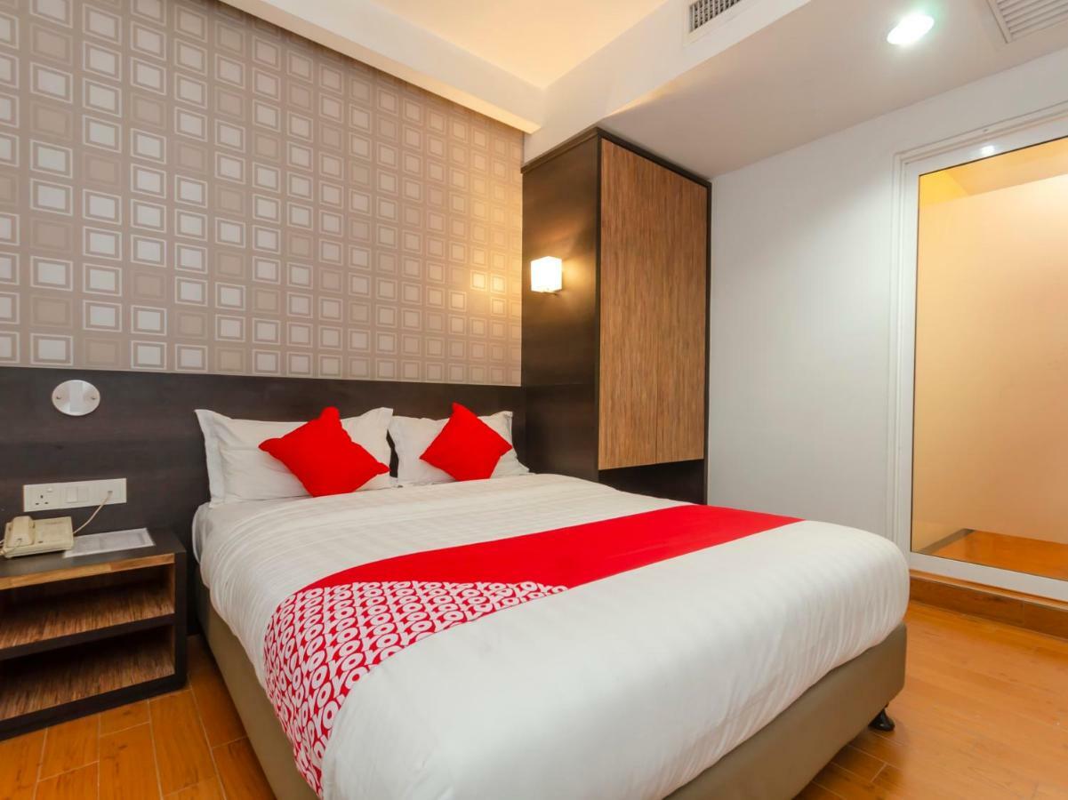 Malacca Oyo 1164 Hotel 906 Kota Laksamana מראה חיצוני תמונה