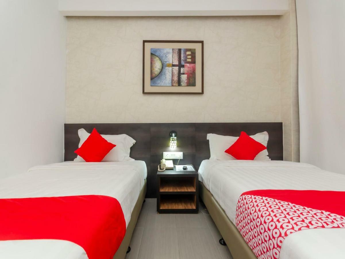 Malacca Oyo 1164 Hotel 906 Kota Laksamana מראה חיצוני תמונה