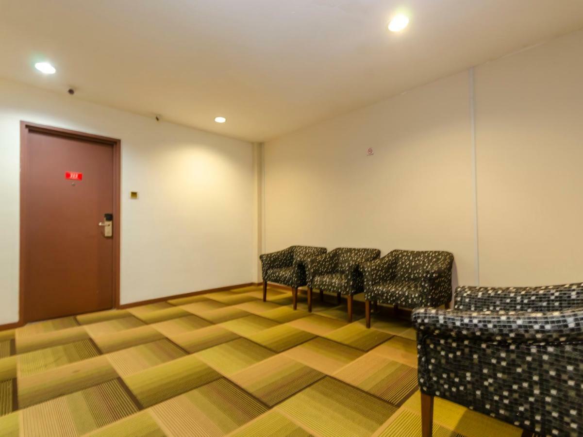 Malacca Oyo 1164 Hotel 906 Kota Laksamana מראה חיצוני תמונה